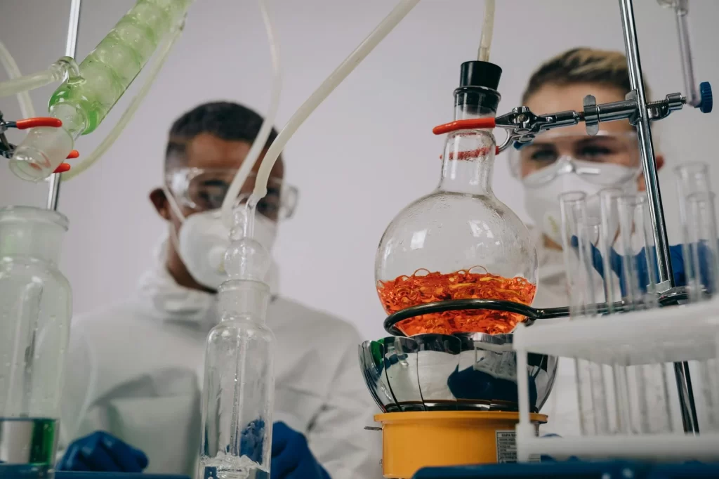 Laboratory synthesis of salicylic compounds: